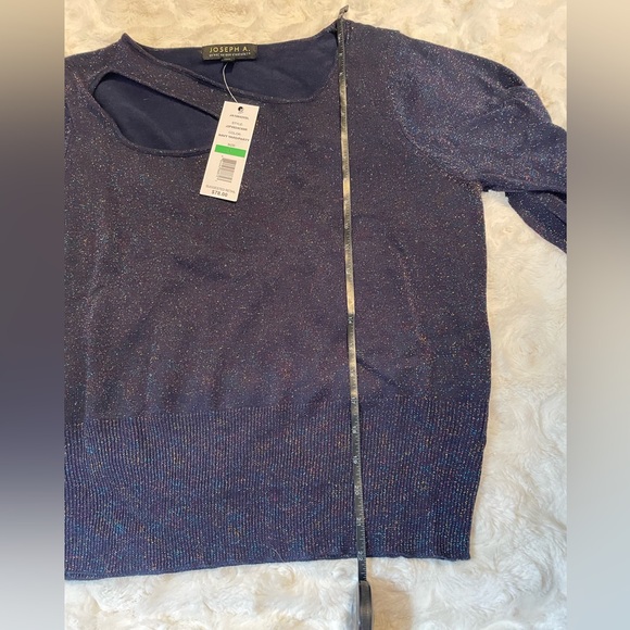 Joseph A Navy Sweater - Picture 8 of 10